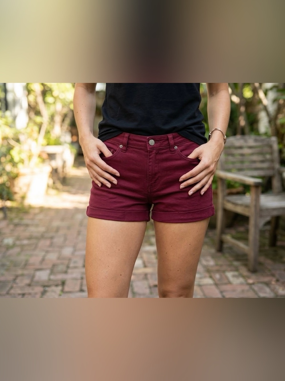 Aeropostale burgundy shorts